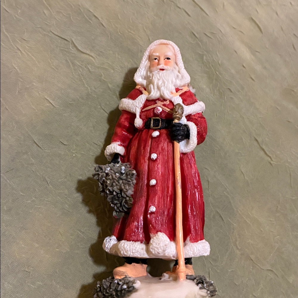 Santa Claus Figurine- France